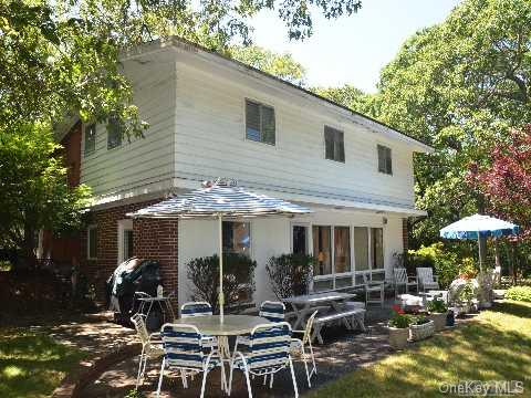Vanston, Southold