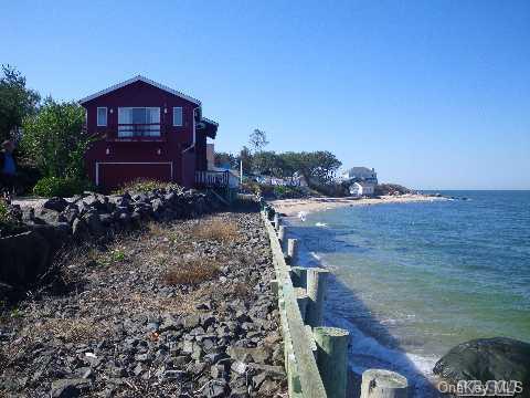 County Rd     48, Southold