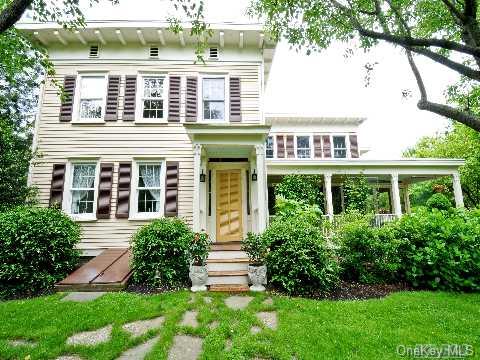 Main, Southold