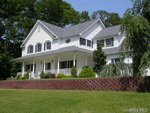 Country, Riverhead