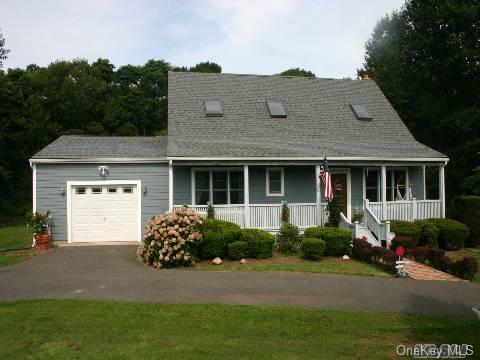 Greton, Southold