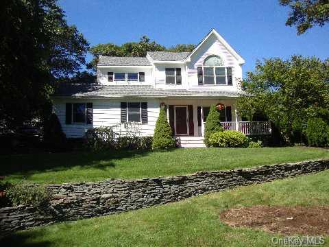 Great Rock, Riverhead