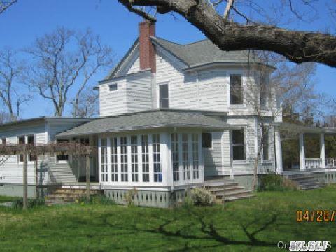 Main, Southold