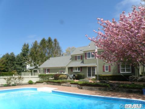 Country Club, Southold