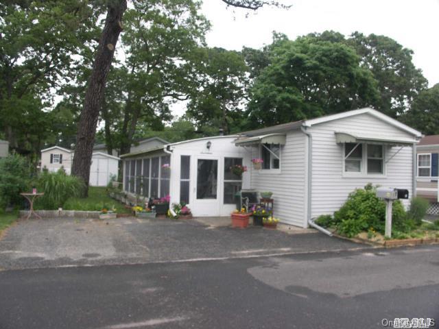 Hubbard, Riverhead
