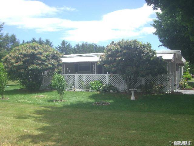 Fresh Pond, Riverhead