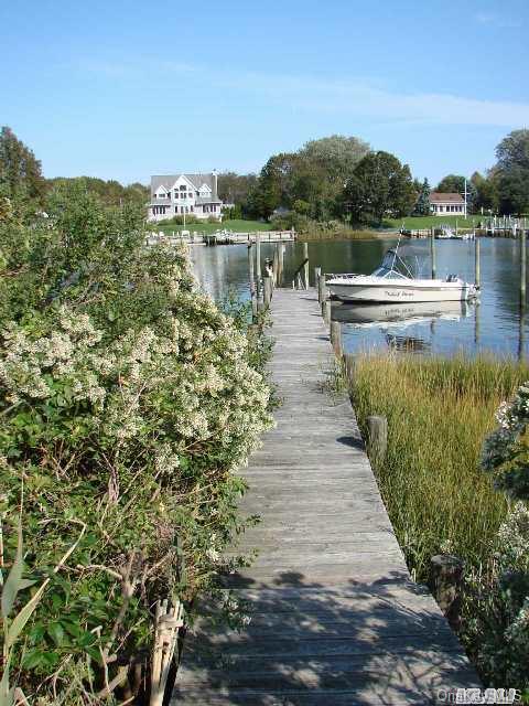Gull Pond, Southold