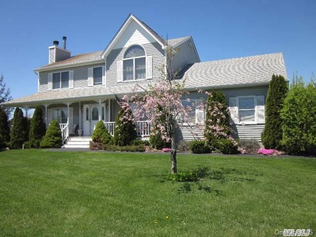 May, Riverhead