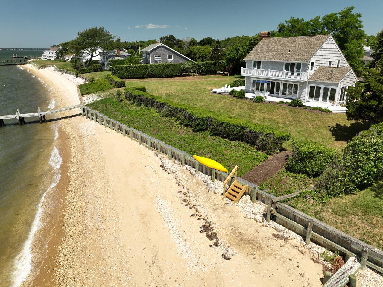 Peconic, Shelter Island
