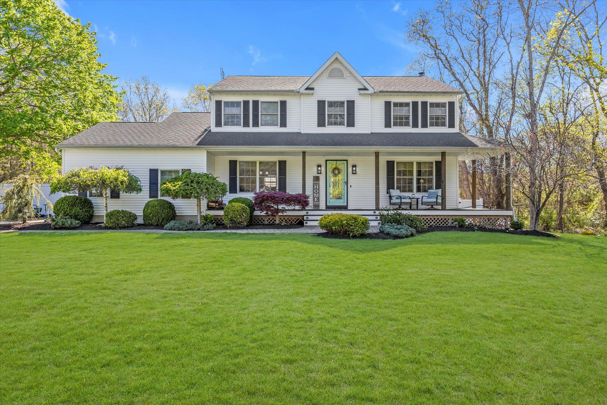 Karen, Riverhead