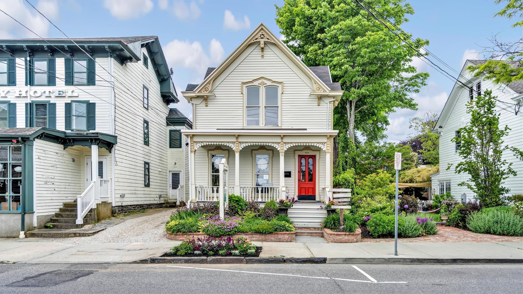 Main, Southold