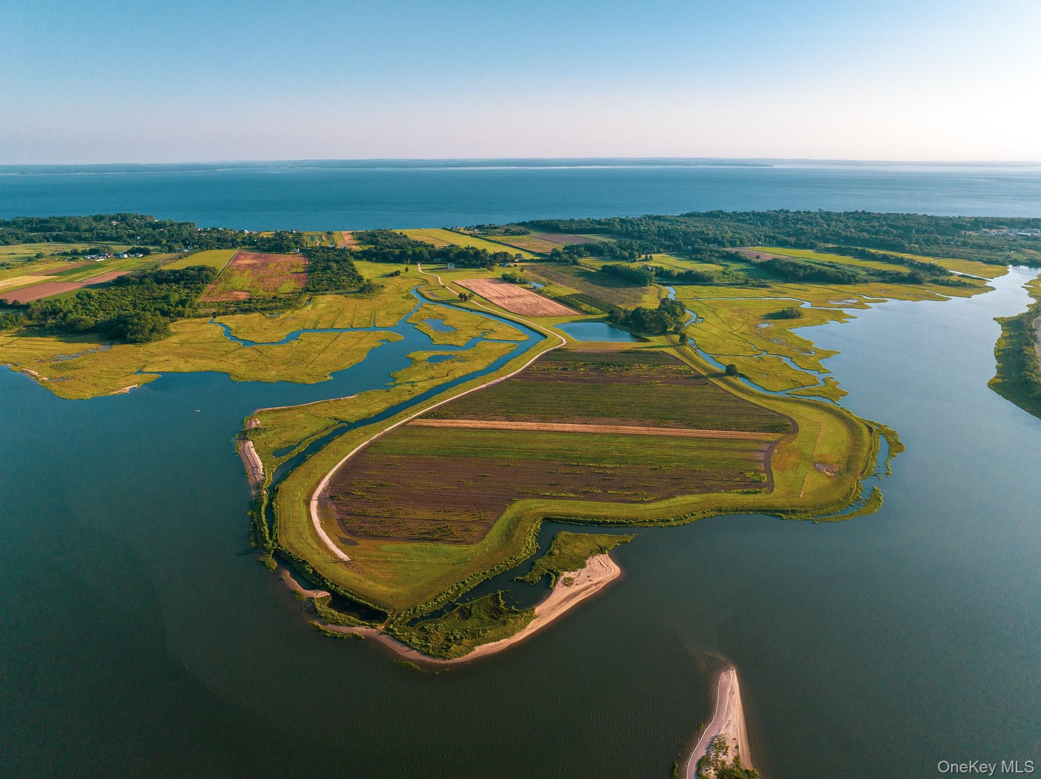 Route 25, Southold