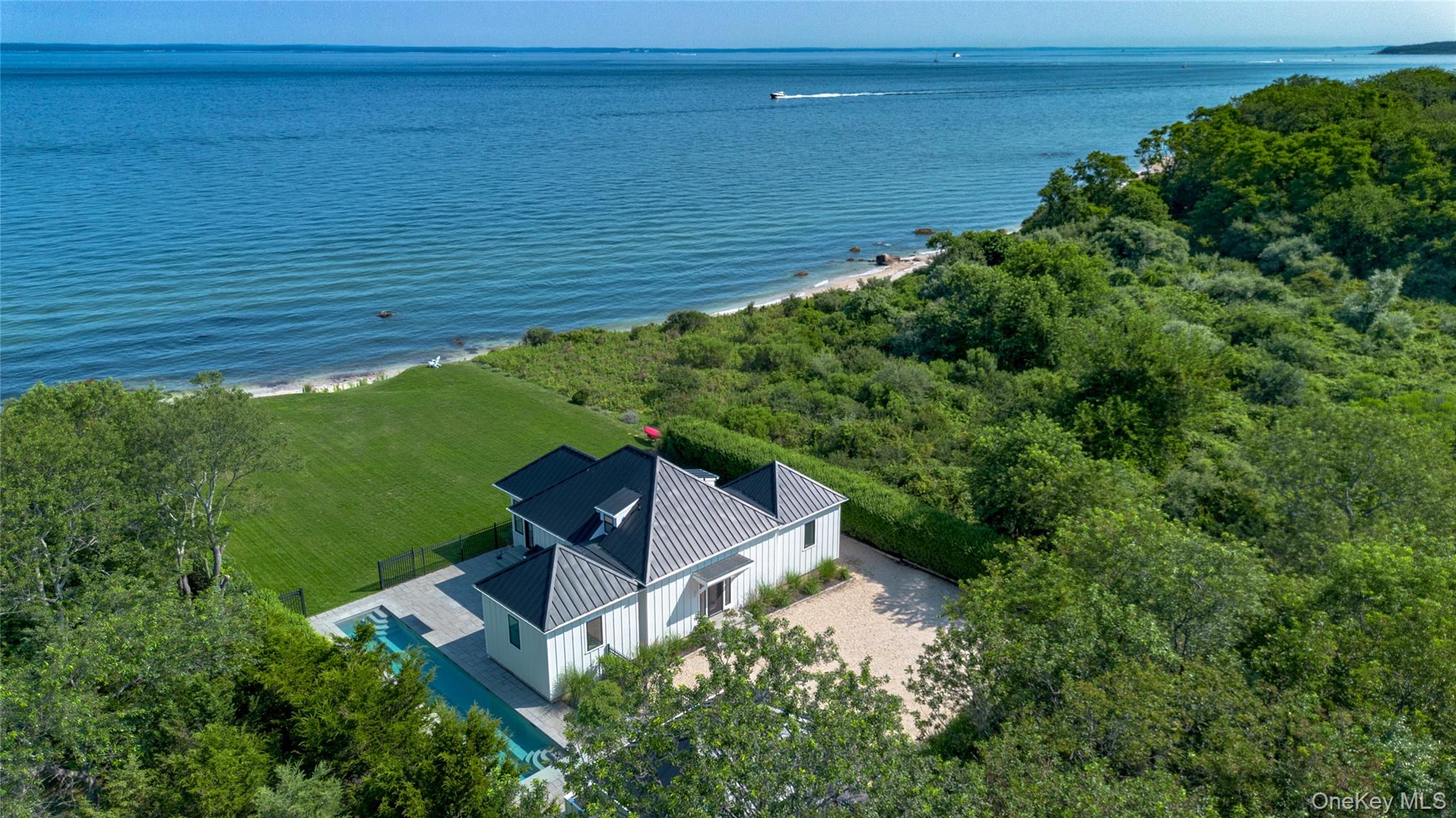 Main, Southold