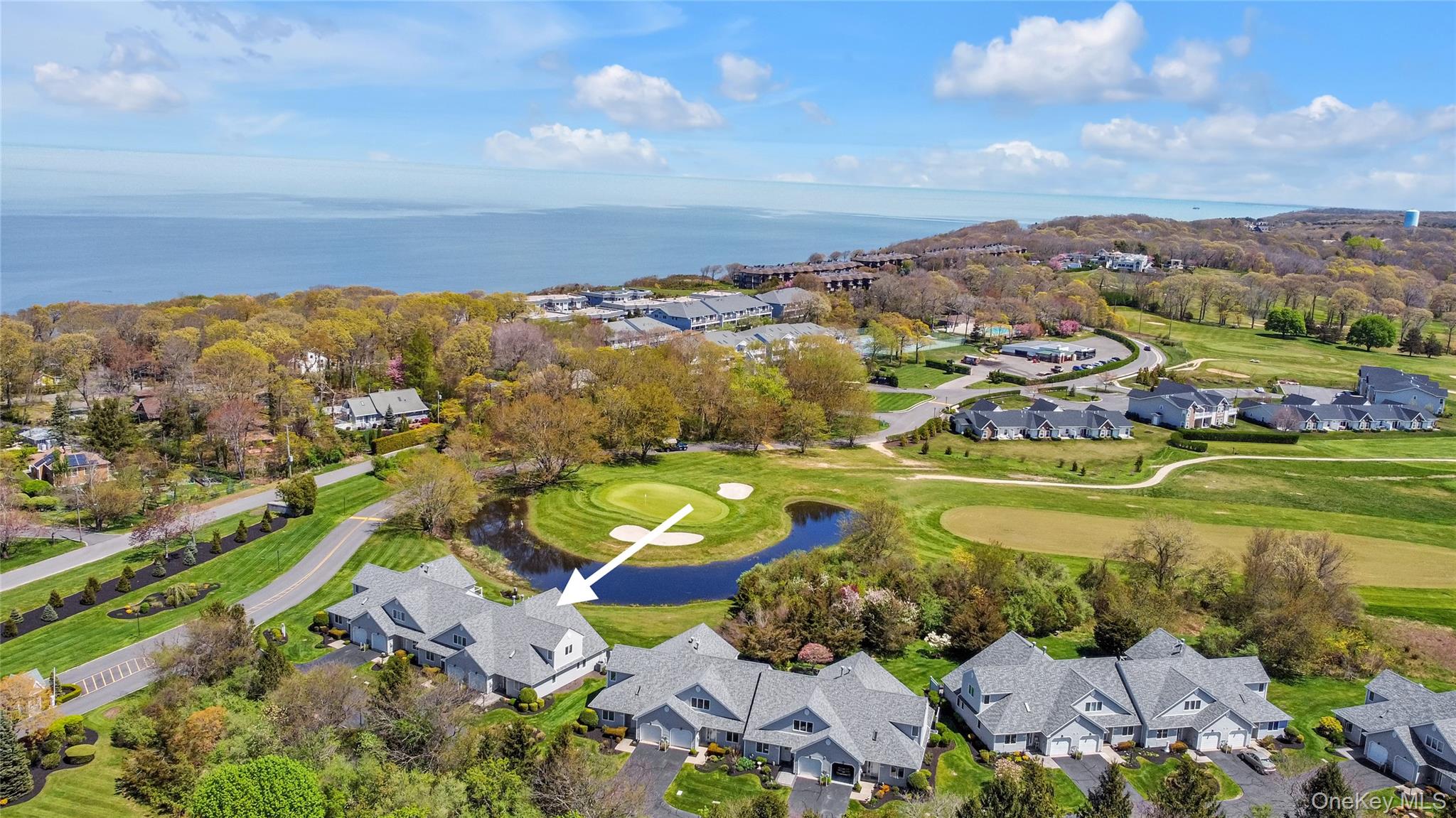 The Fairway, Riverhead