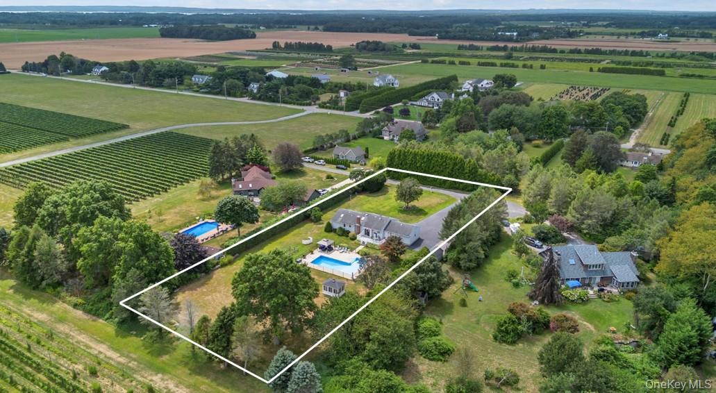 Windy Acres, Riverhead