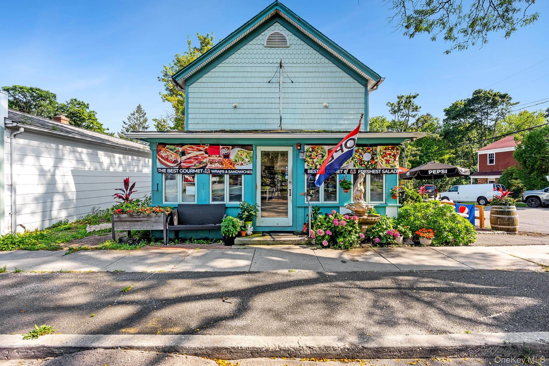 Route 25, Southold