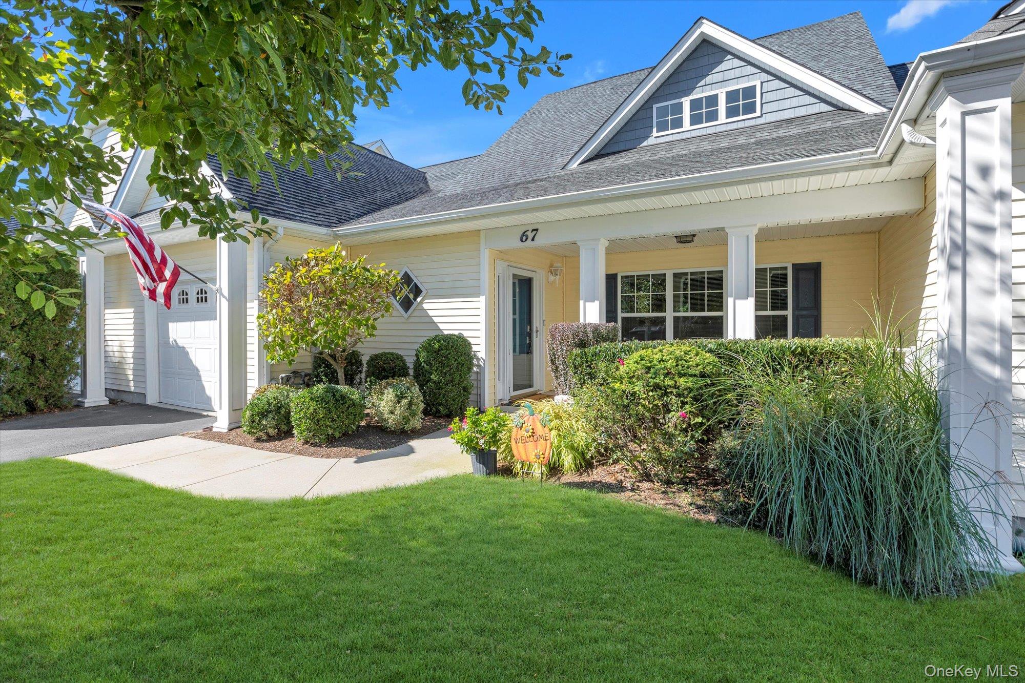 Stoneleigh, Riverhead
