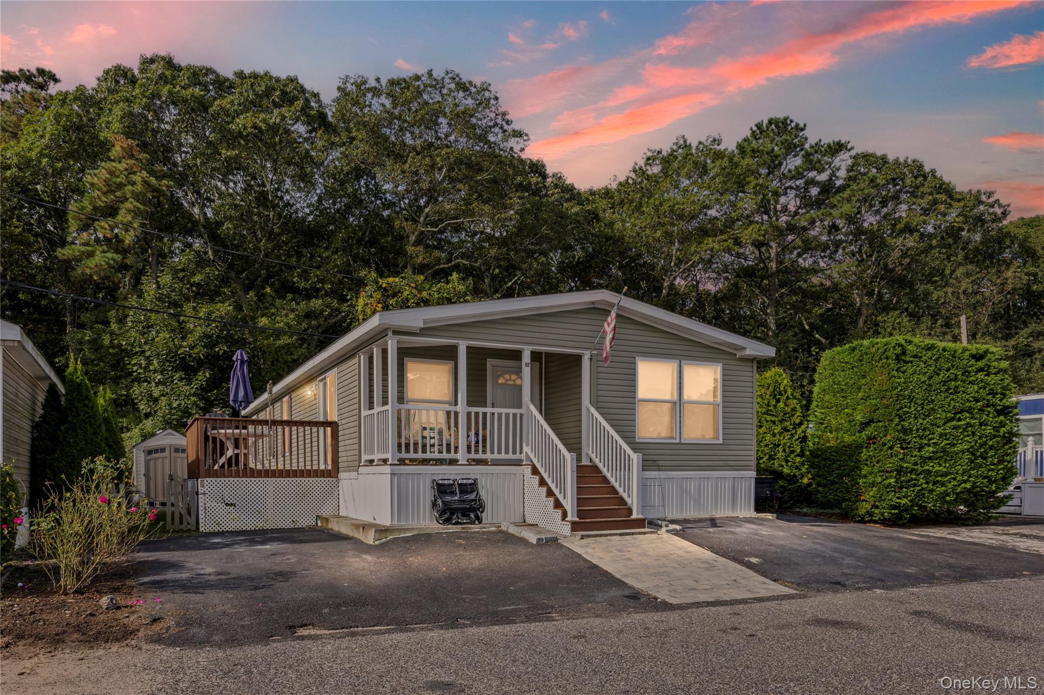 Osborne, Riverhead