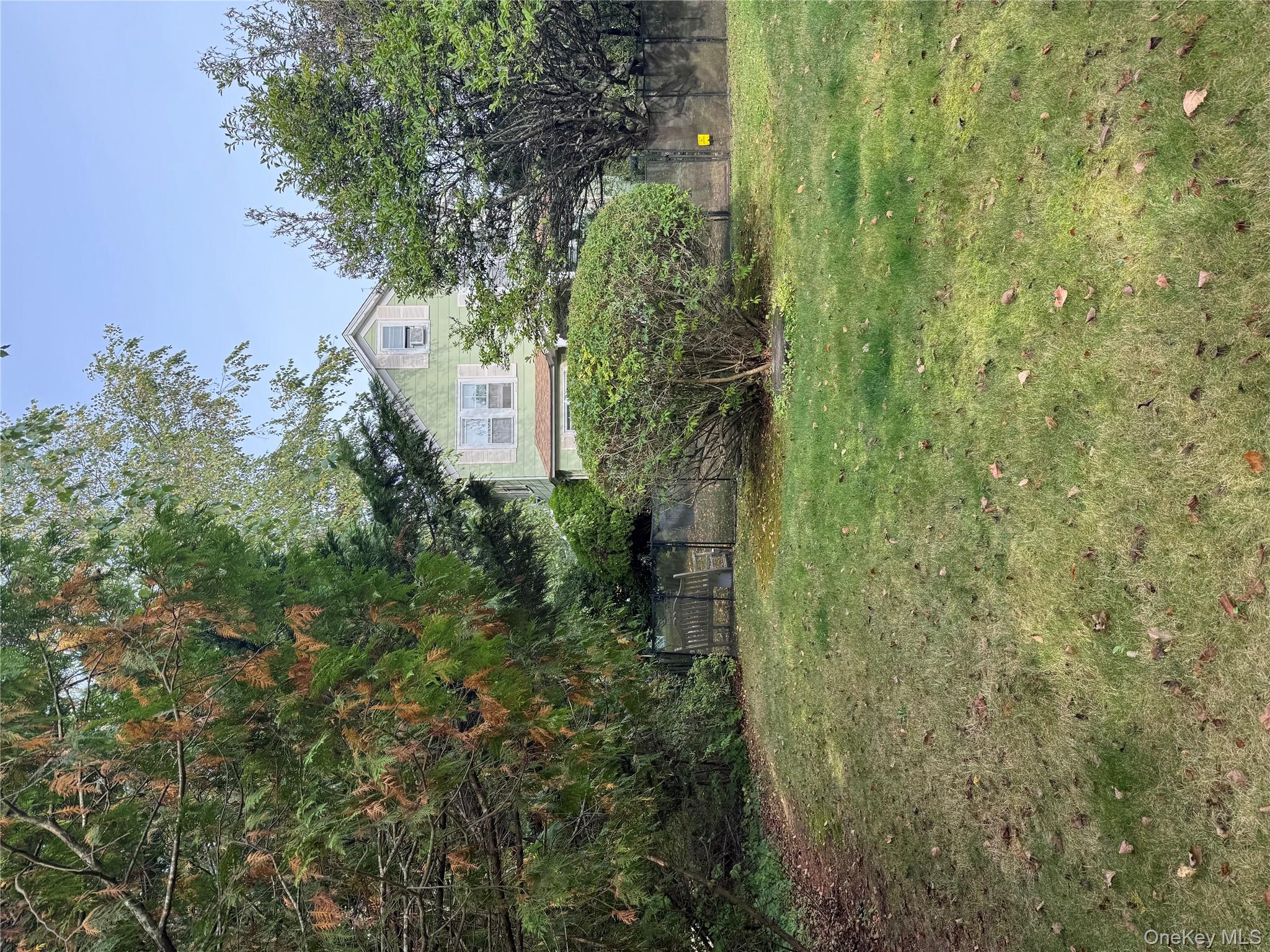 North Main, Southampton