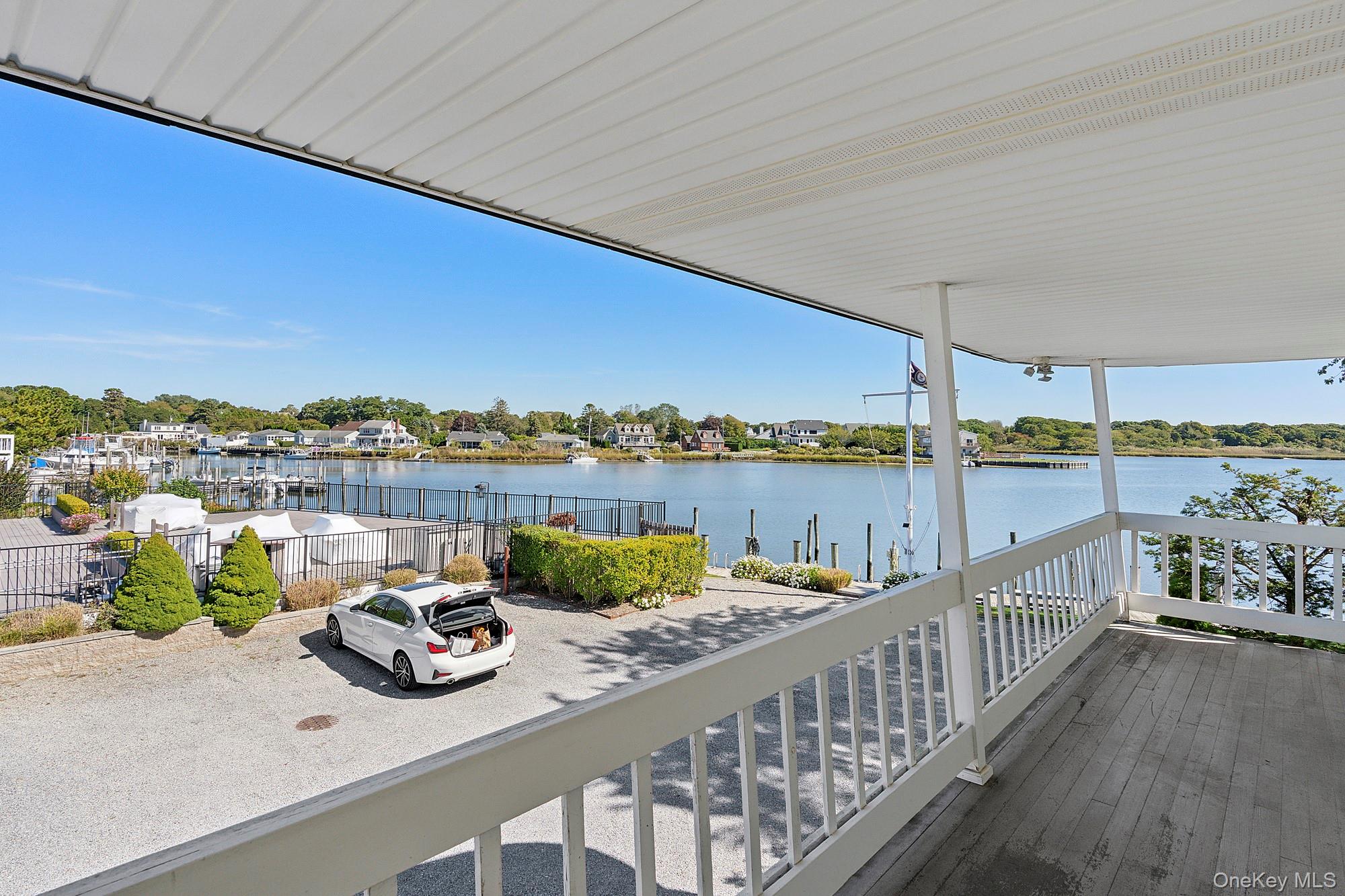 Little Neck, Southampton