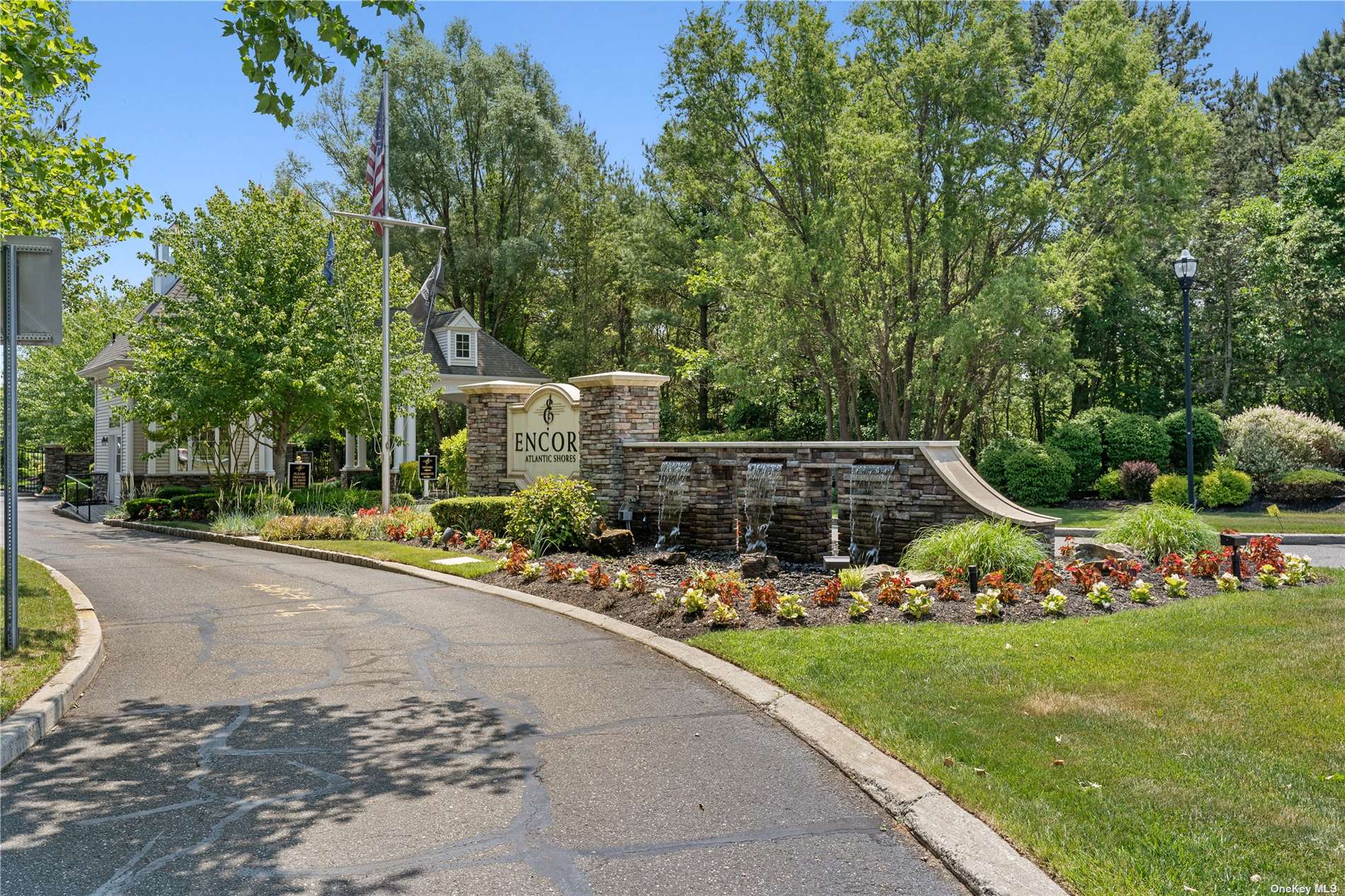 Encore, Eastport